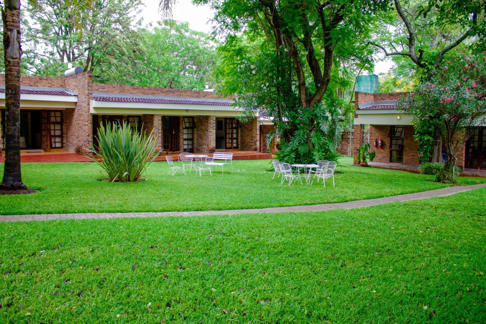 Matilinda Lodge Bulawayo Extérieur photo