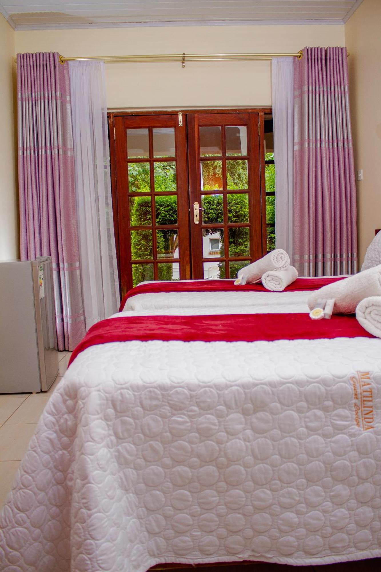 Matilinda Lodge Bulawayo Extérieur photo