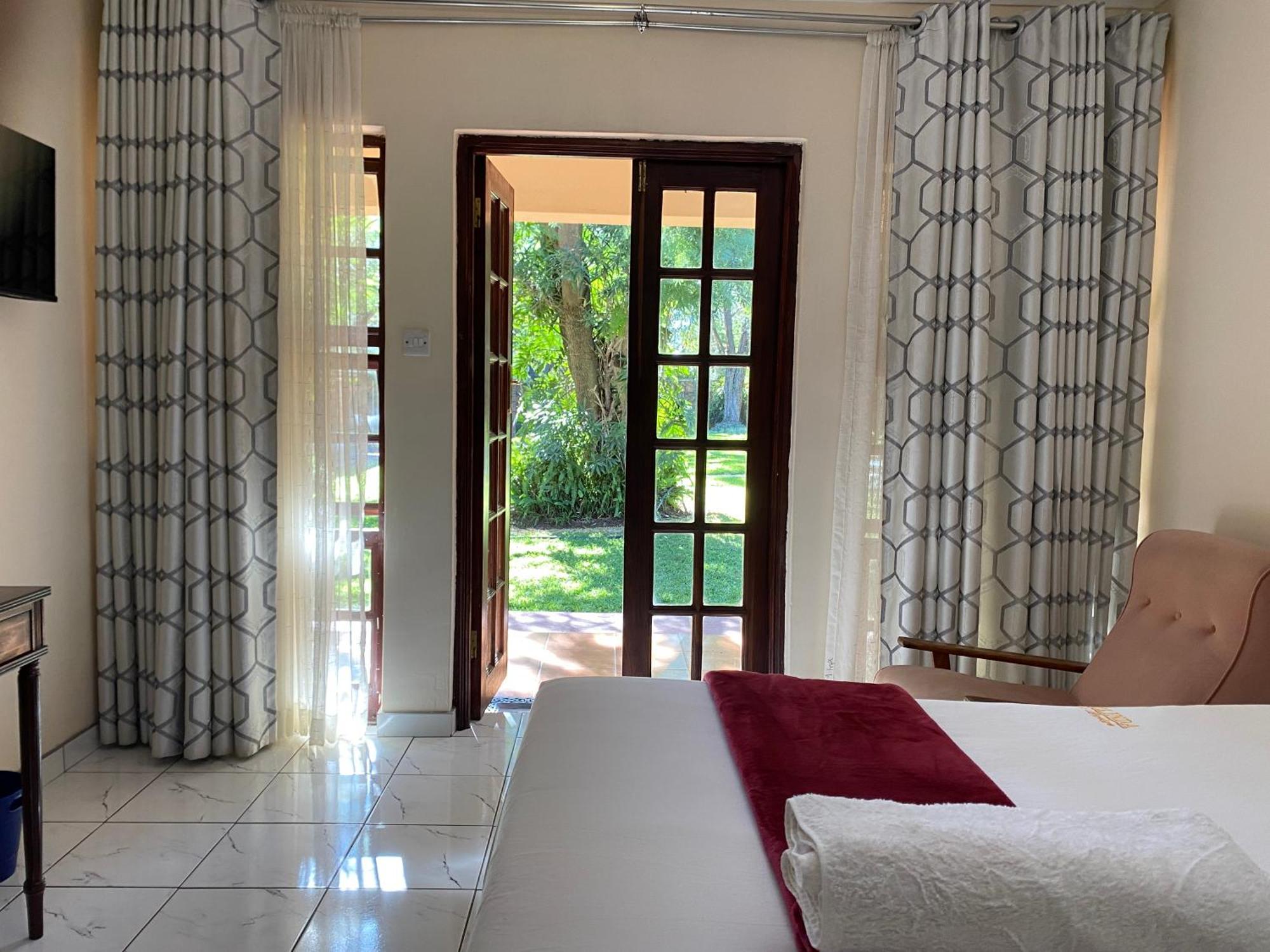 Matilinda Lodge Bulawayo Extérieur photo